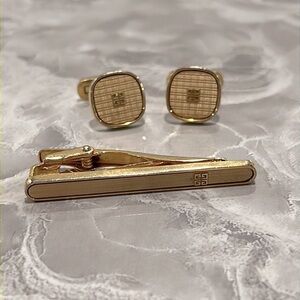 Givenchy cross hatch gold tone tie clip and cuff links set